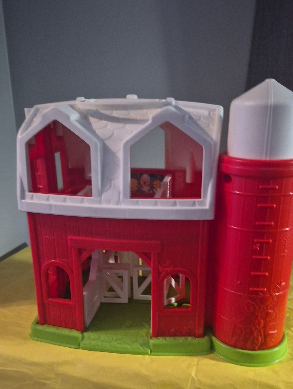 Red and White Kids Barn Playset - Unbranded